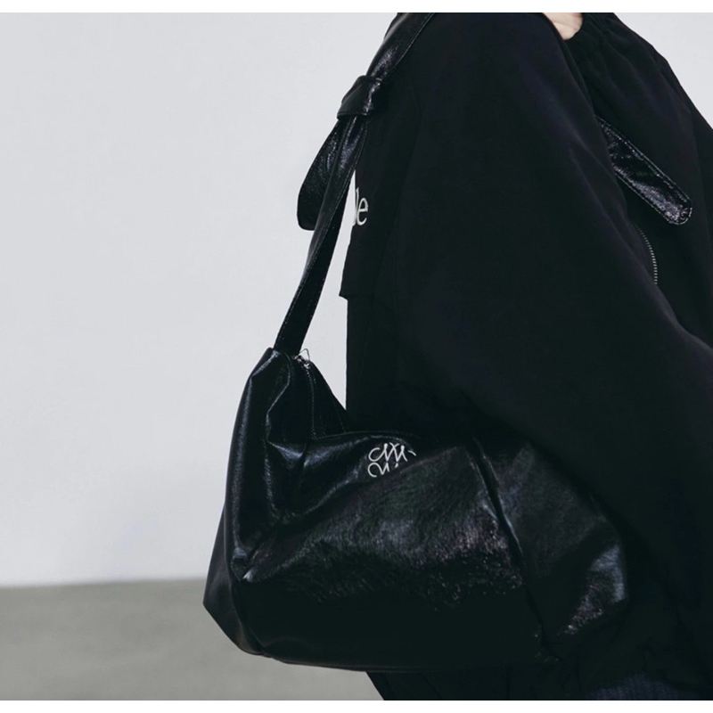 NICK NICOLE 斜背包