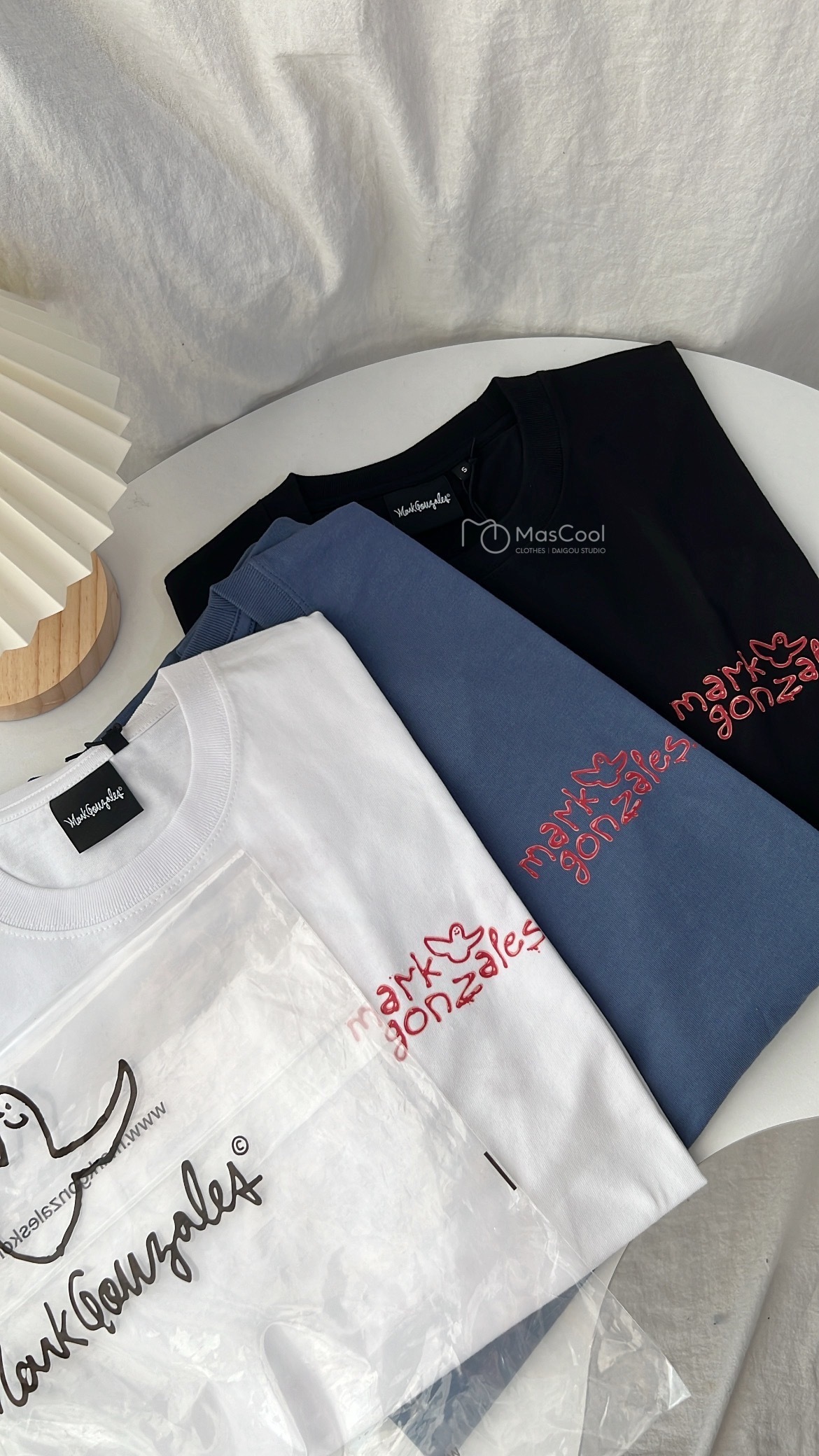 Mark Gonzales 背後漢堡短袖