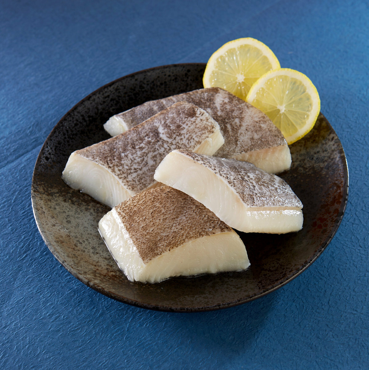 格靈蘭比目魚塊(帶皮) 300g(急凍-18度)