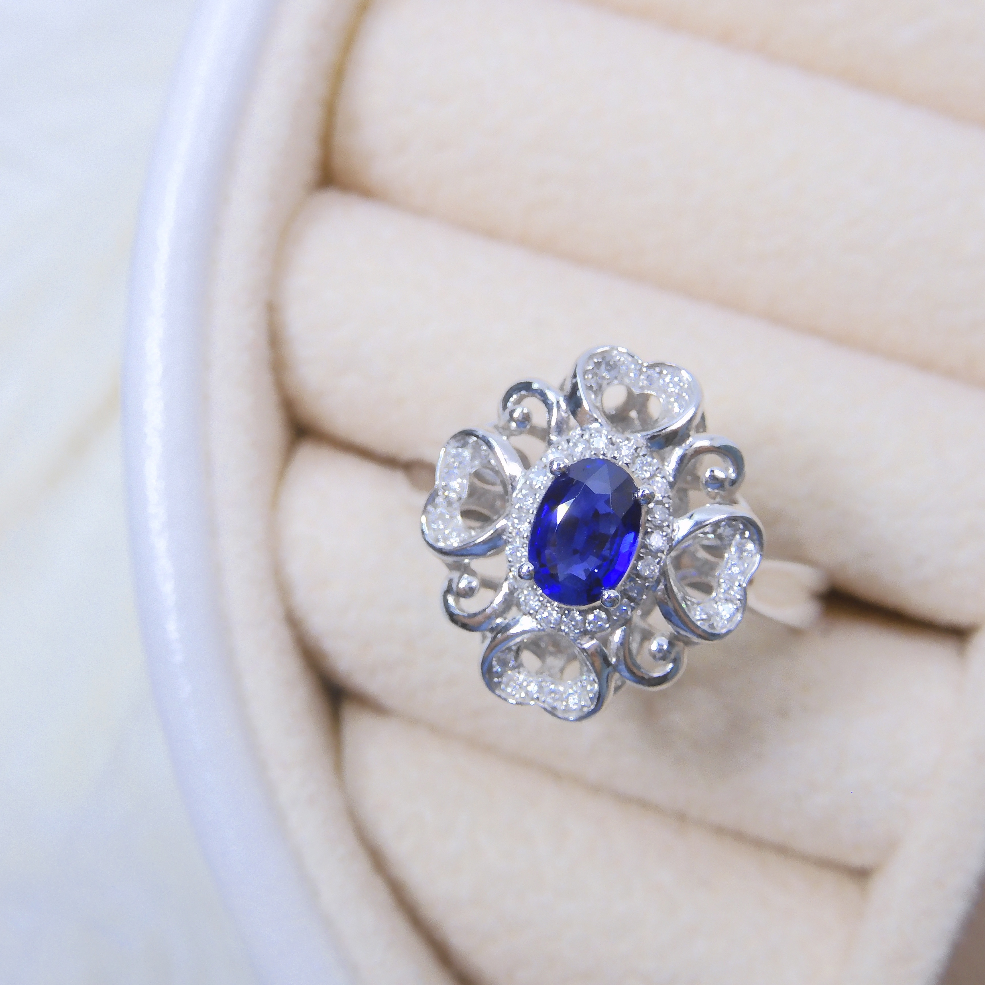 18K金 0.53ct 藍寶石戒指