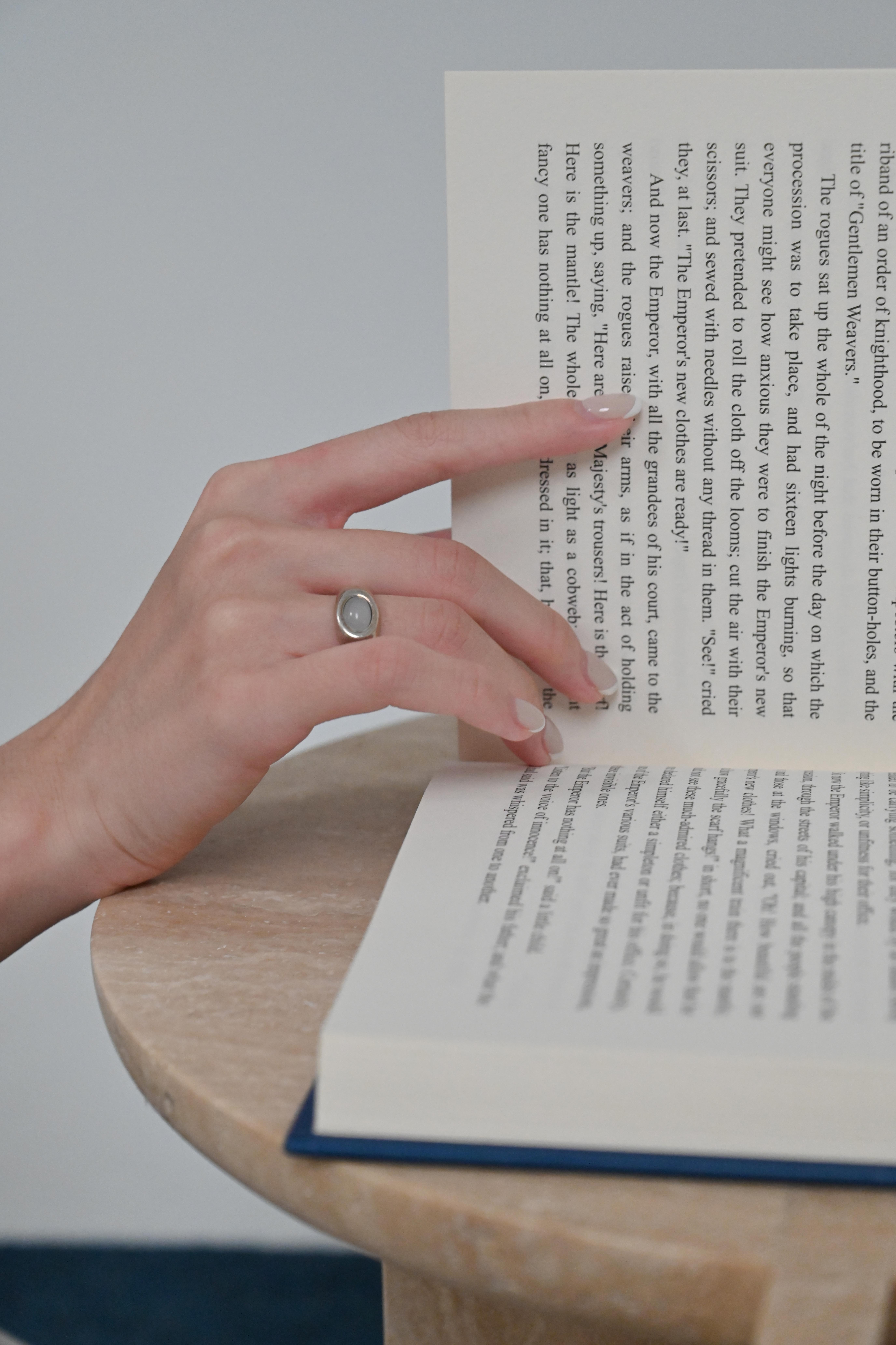 【現貨】COCO, JASMINE 蛋白貓眼石戒 銀色 R90373