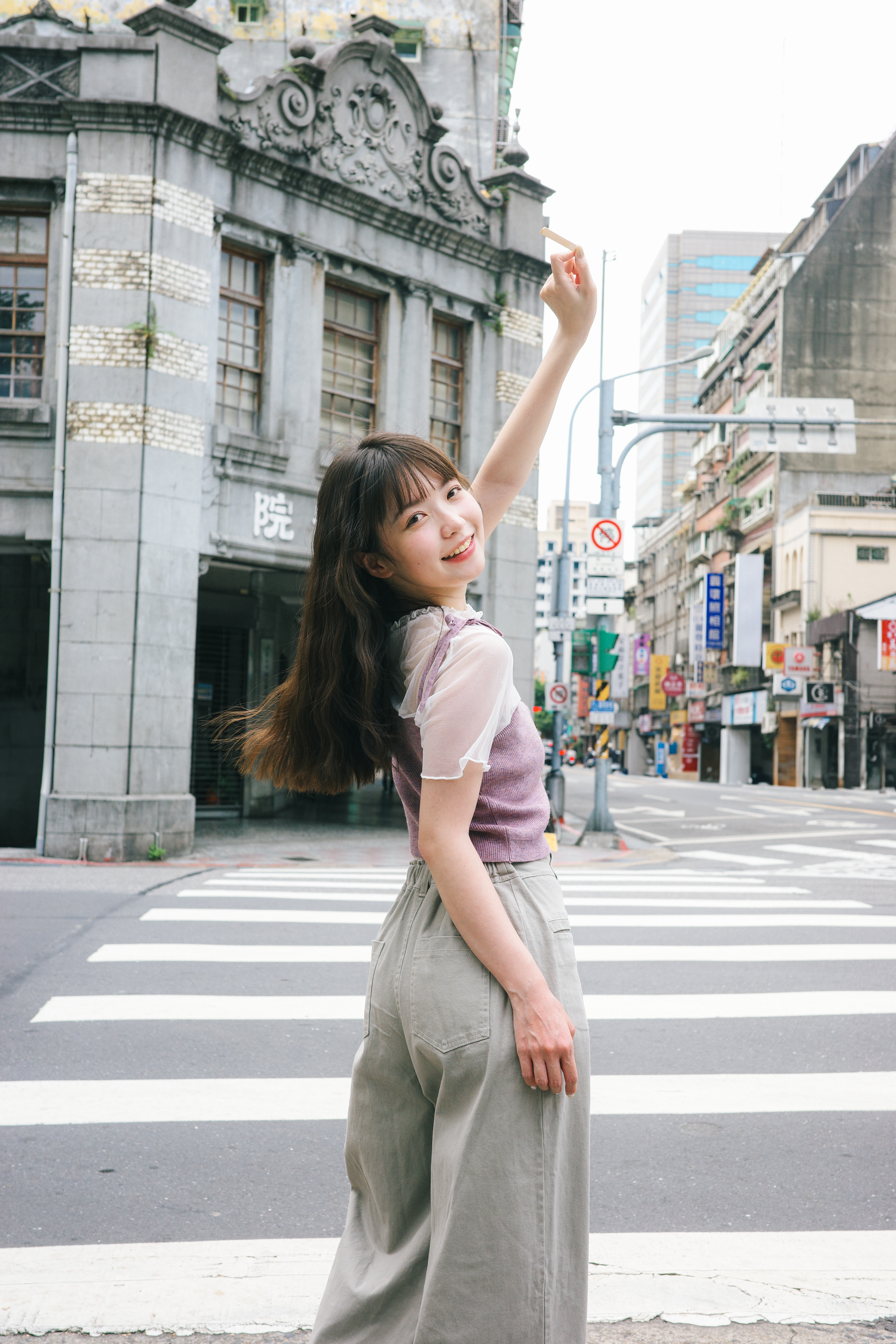 Graphpaper (グラフペーパー) Suvin Chino Tuck Tapered Pants