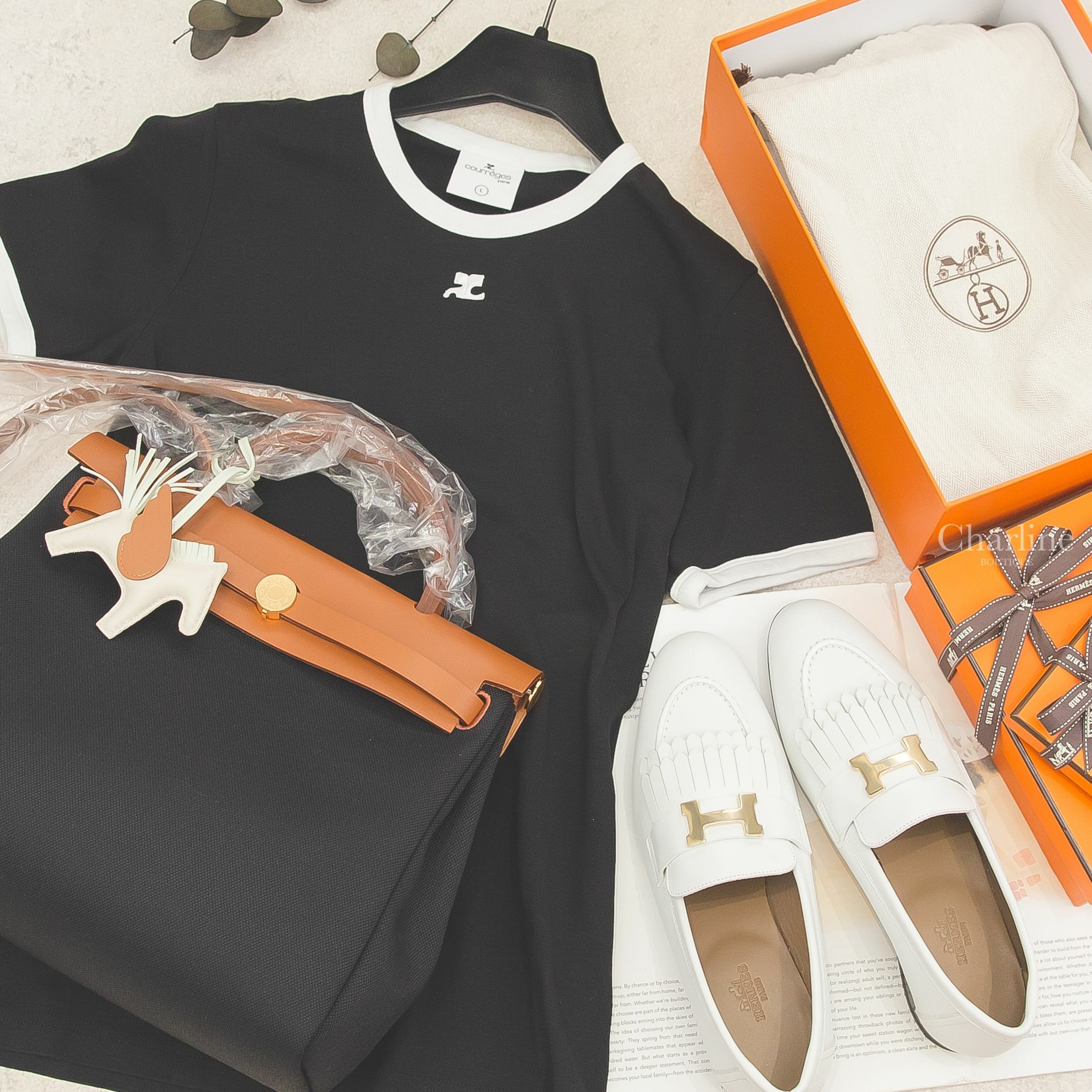 Hermès Herbag 31cm 黑色拼淺褐色金釦,Hermès Rodeo PM Pegase 奶昔白/氣泡綠/焦糖色小飛馬,Hermès Royal Loafer 白色金釦H流蘇牛皮樂福鞋-Charline Boutique 精品代購