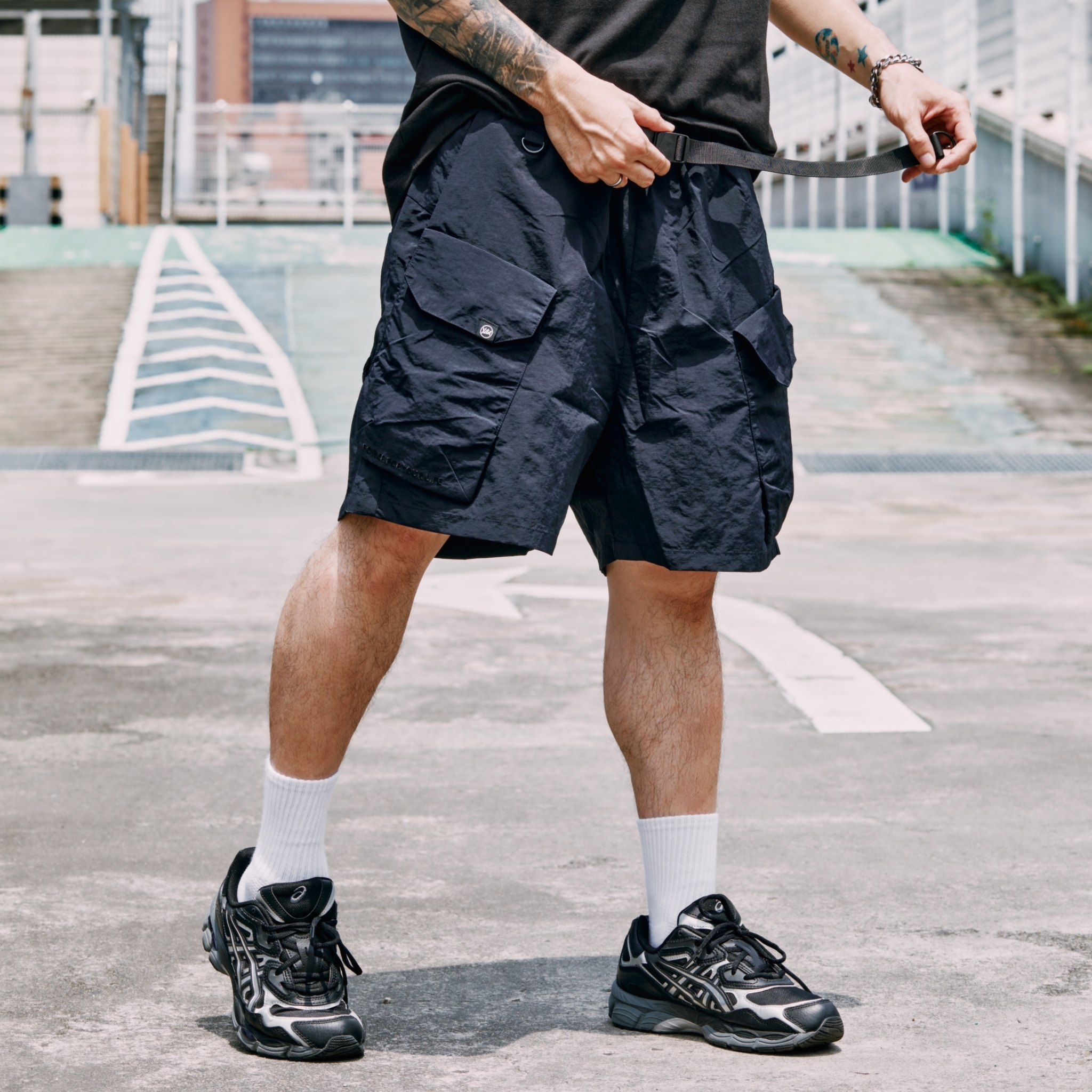 XCTRL 大口袋剪裁工裝短褲-深藍