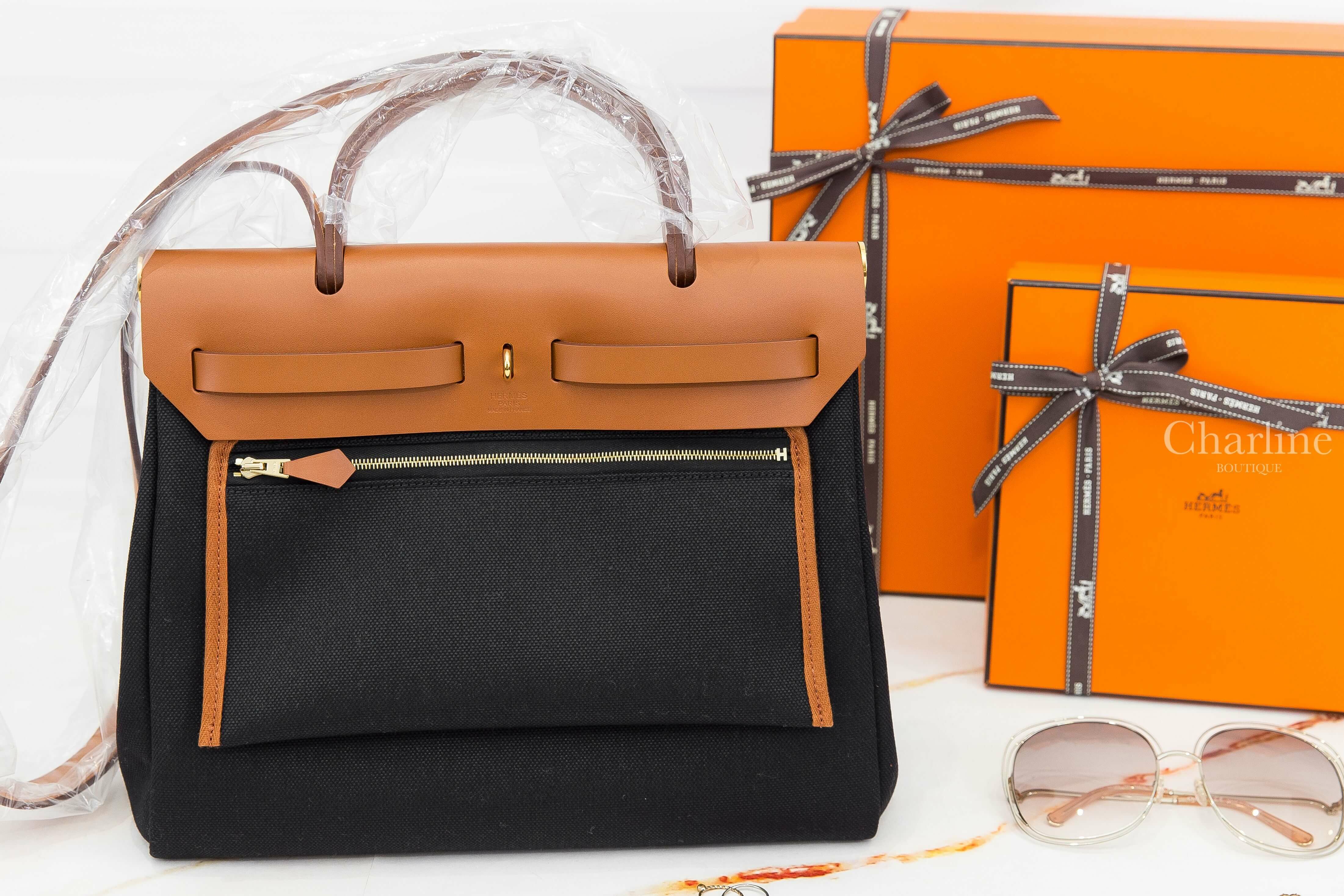 Hermès Herbag Zip 31cm Retourne 89 Noir Toile Militaire / 34 Fauve Vache Hunter 黑色拼淺褐色金釦手提肩背包-Charline Boutique 精品代購
