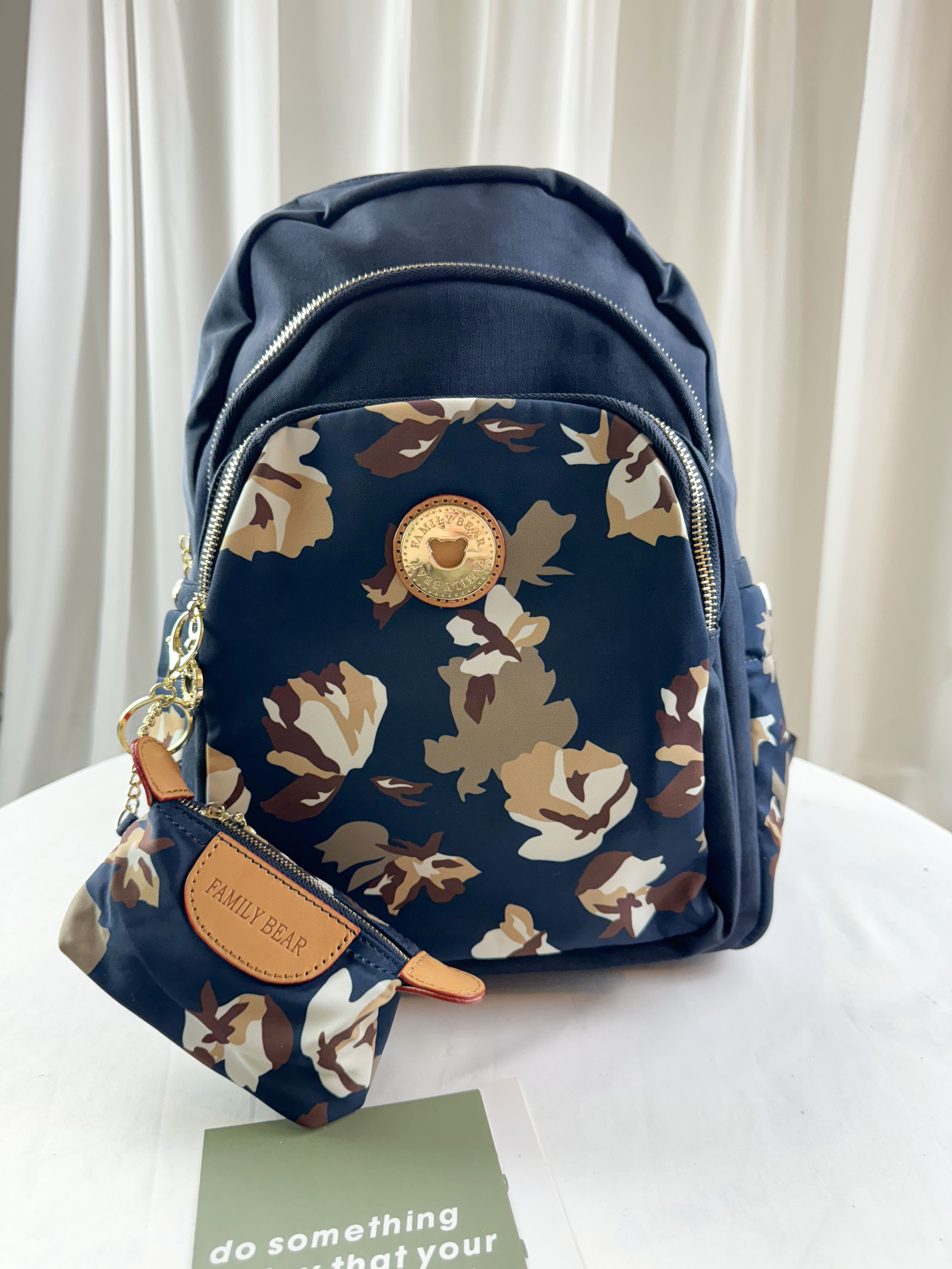 FamilyBear 蝴蝶花拼接藍防潑水防盜後背包 附零錢包  #2847