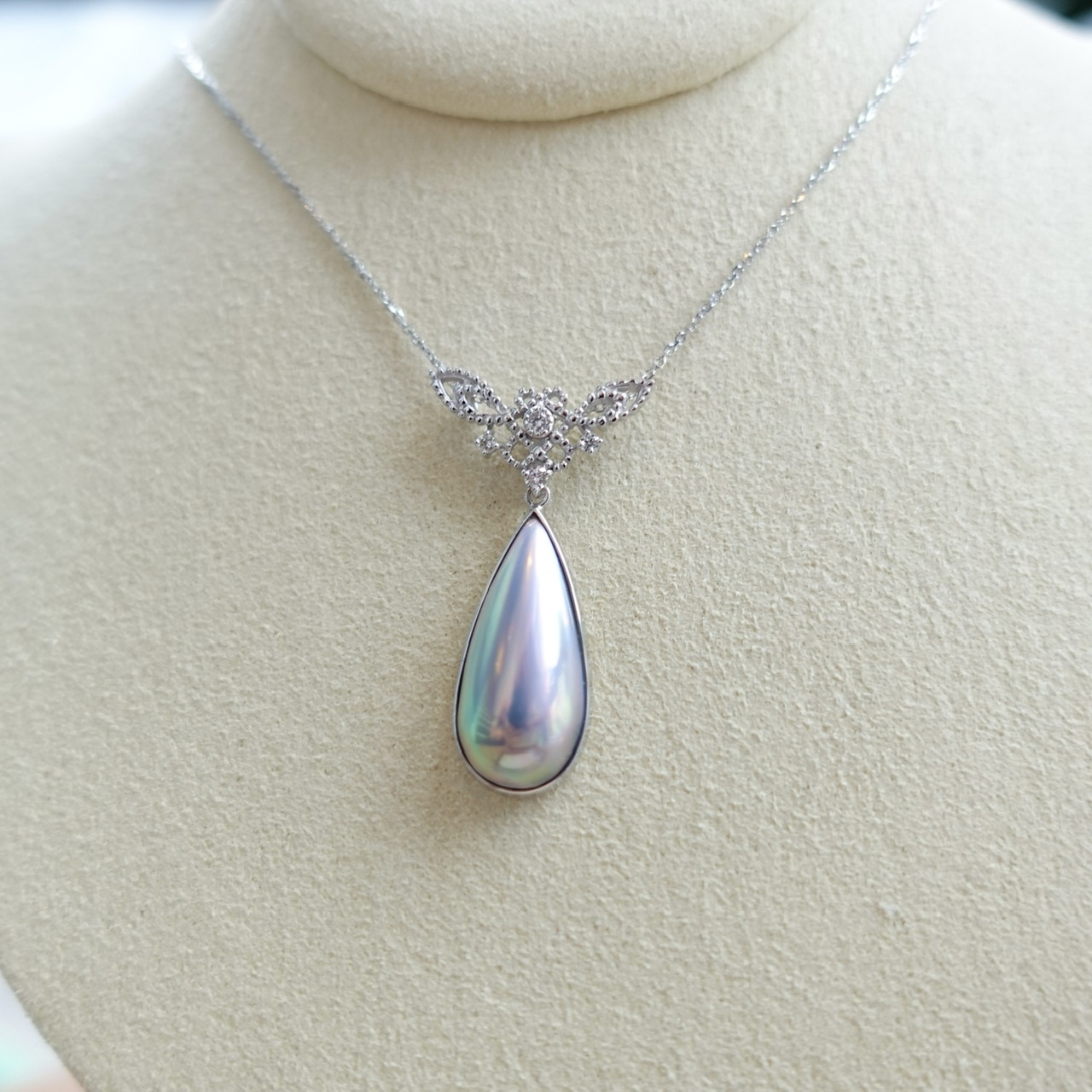 18K金日本稀有極光炫彩馬貝珠鑽石套鏈 - 瘦水滴