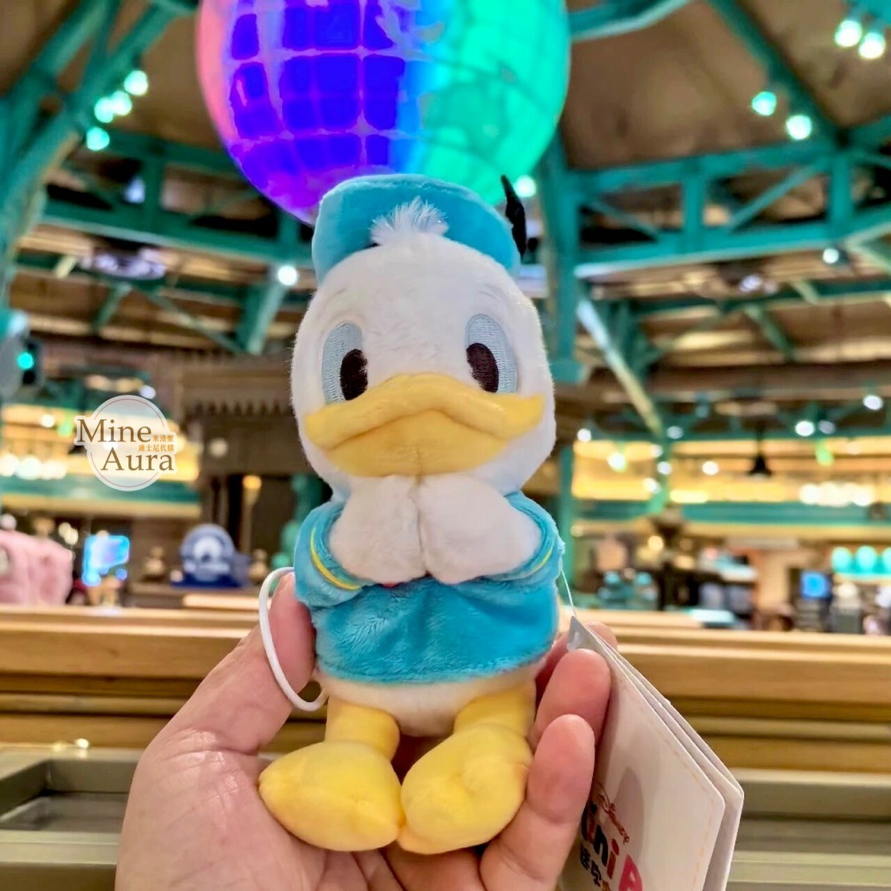 迷你寶寶系列 唐老鴨 Donald 磁鐵 坐肩 絨毛 娃娃 公仔 -上海迪士尼樂園