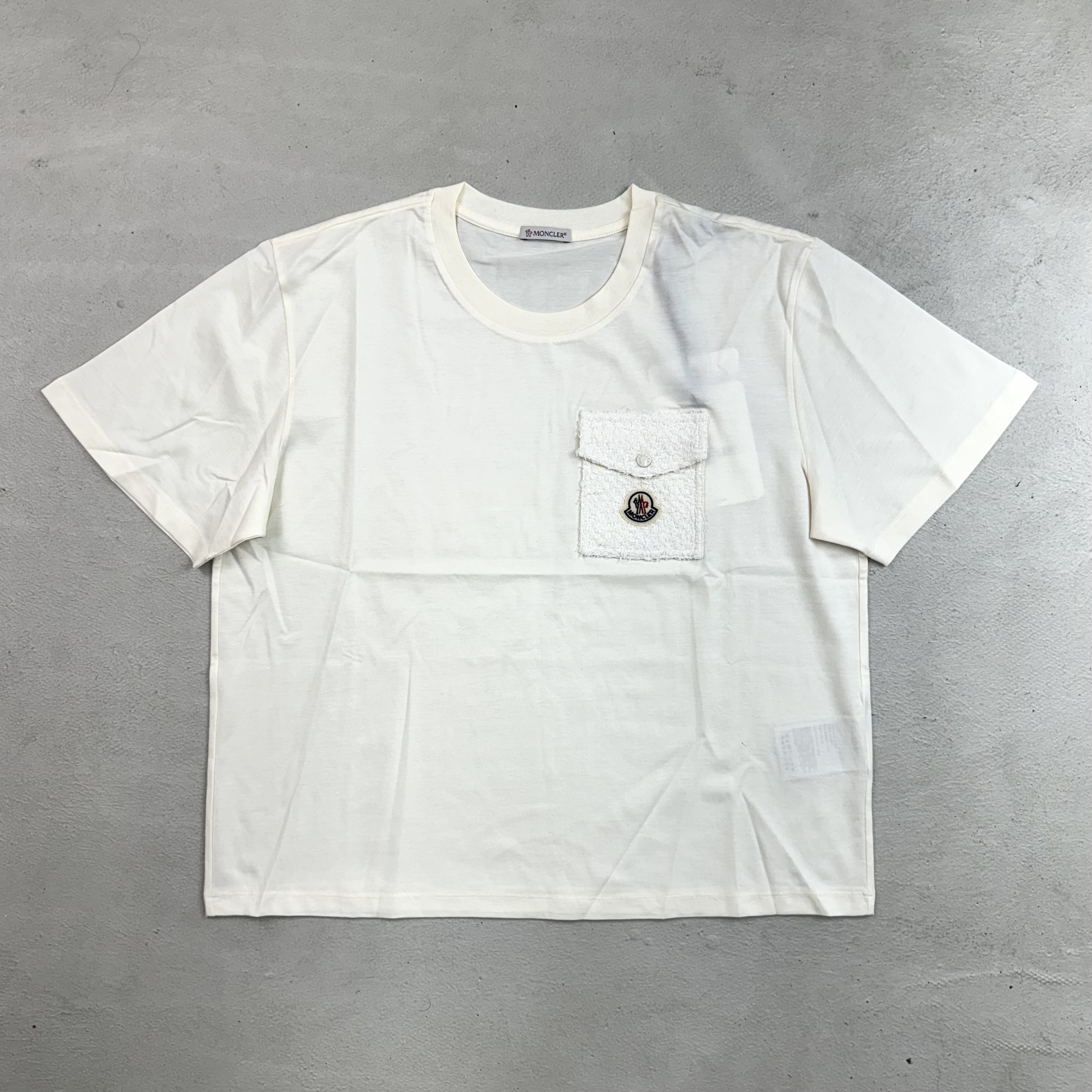 Moncler 毛呢細節口袋短袖 J10938C0002289AI9