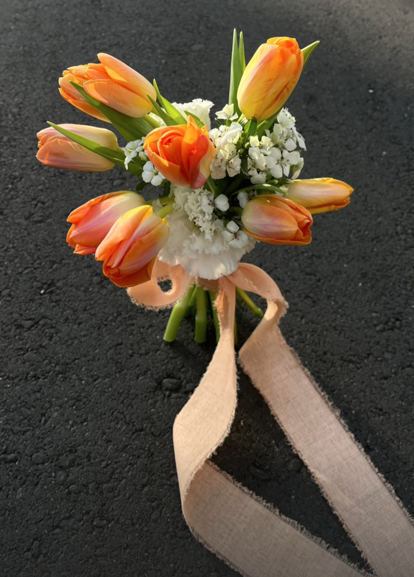 橘色暖陽｜鬱金香捧花