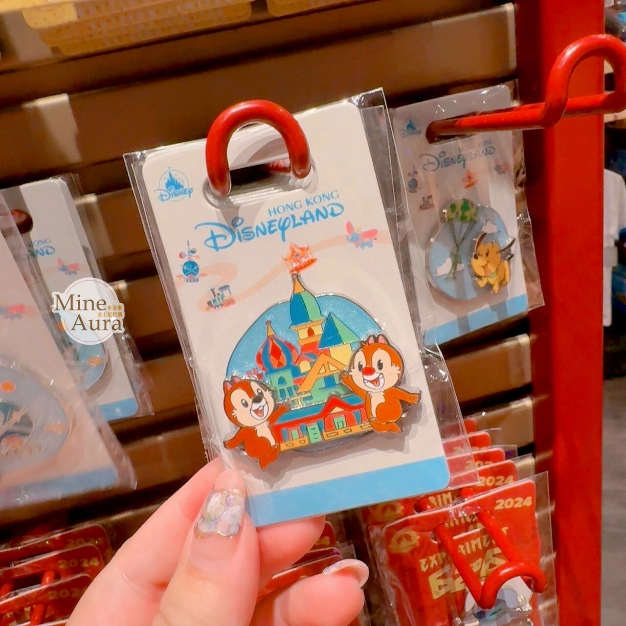 Happy Days 系列 奇奇蒂蒂 Chip 'n Dale 小小世界 造型徽章 PIN -香港迪士尼樂園