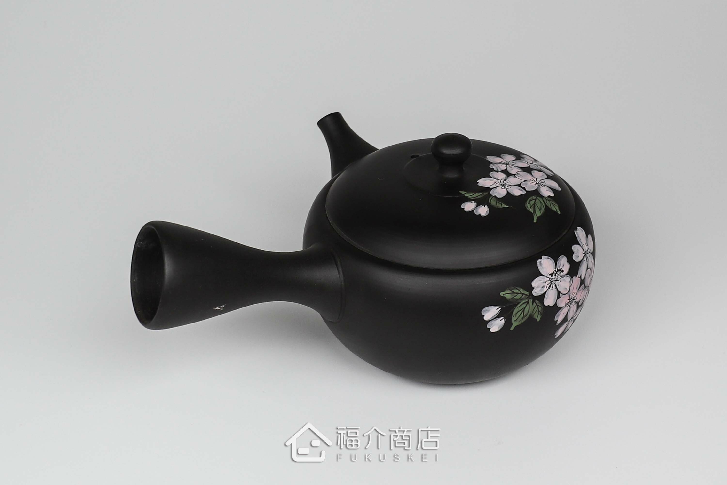泡茶用的花造型日本陶壺