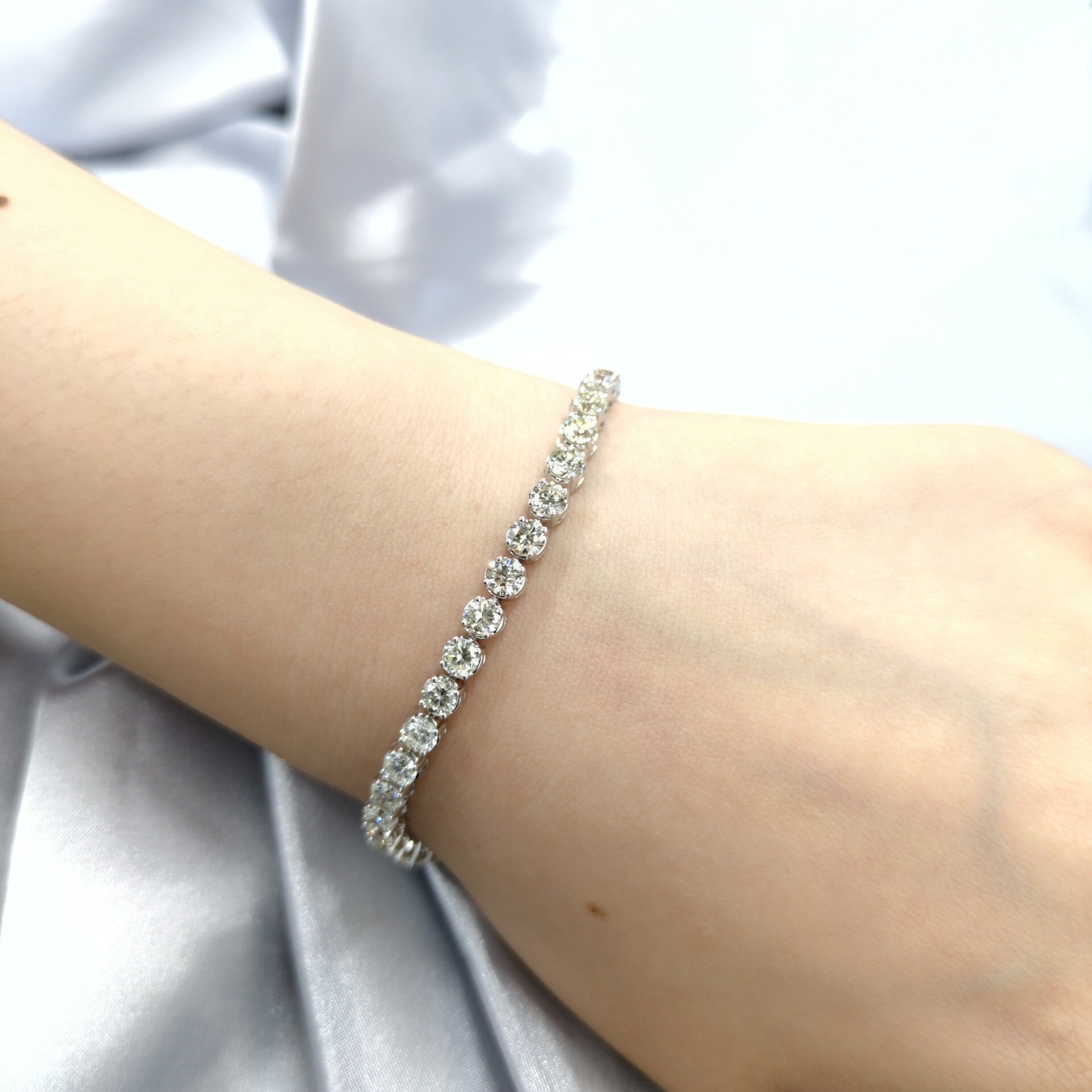 全新18K白金6卡34份鑽石手鍊