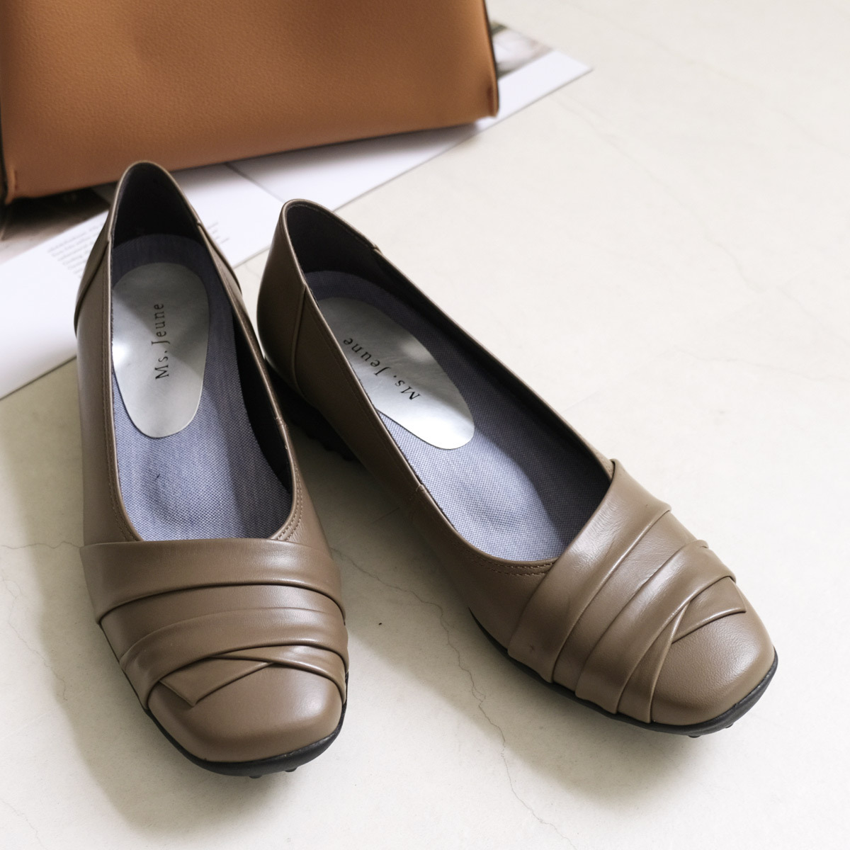 Ms. Jeune 日本真皮女用輕盈舒適不規則條紋設計高跟鞋