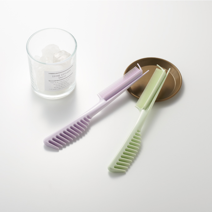 日本 VeSS 直髮梳