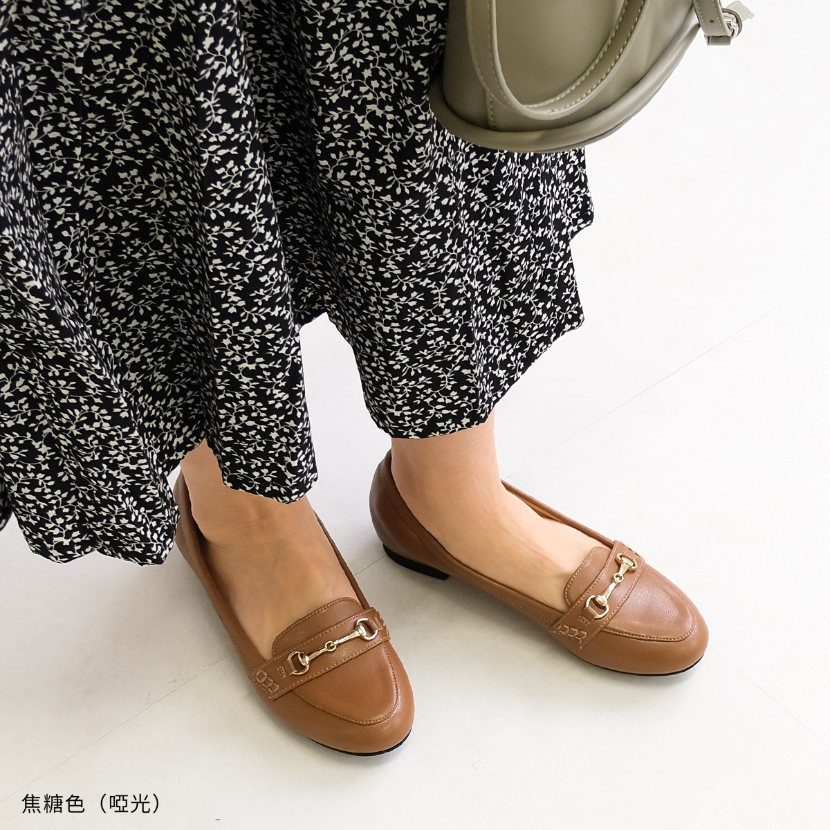 女款鑲鑽樂福鞋 超好走女鞋