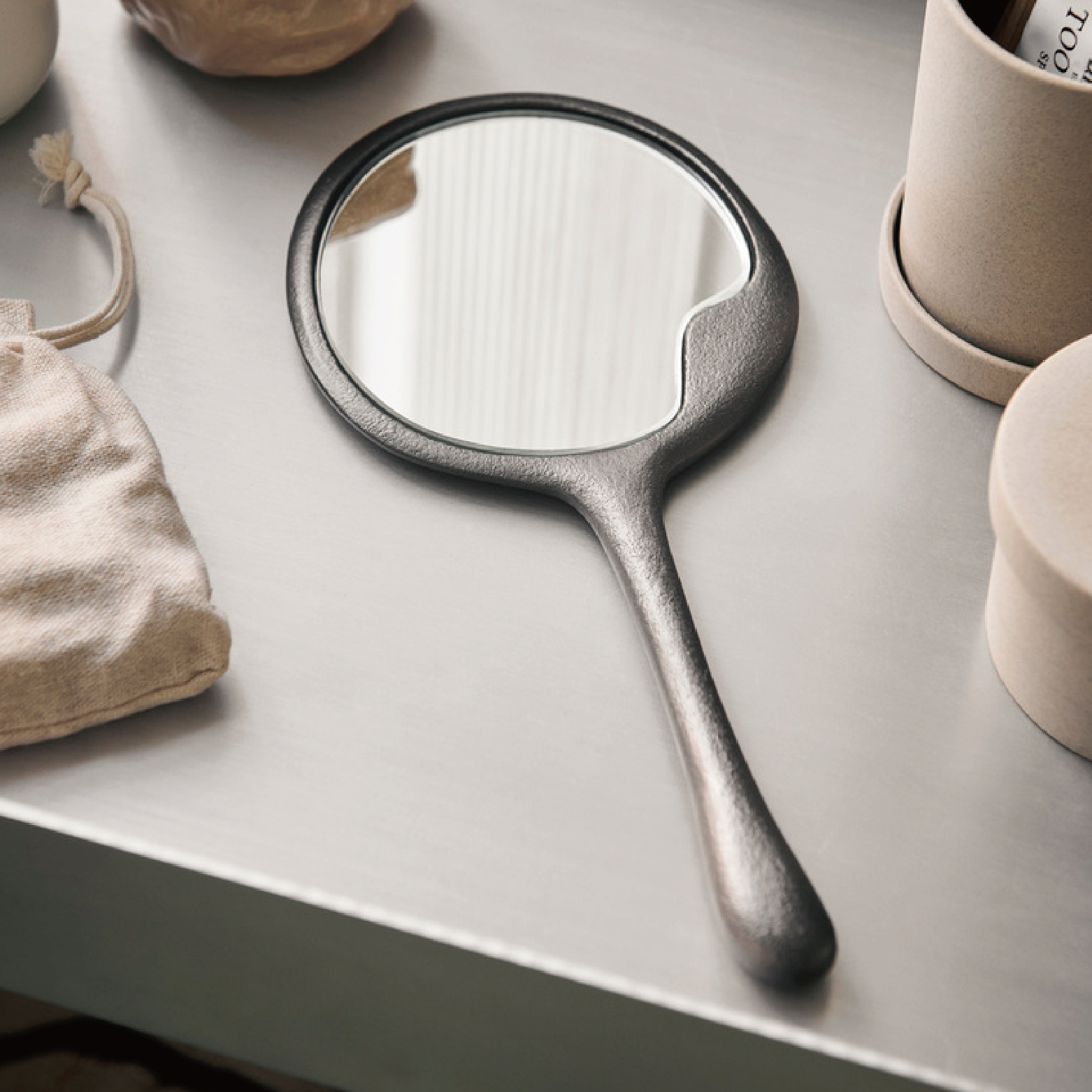 容顏 / 手持鏡 by Ferm Living