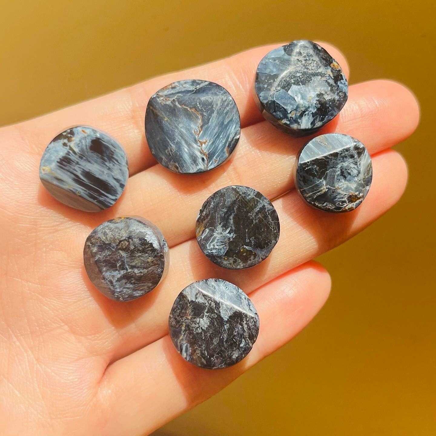 [原石] 彼得石（Pietersite） 通孔