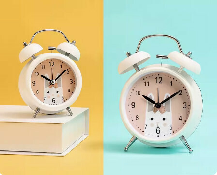 The most popular wake-up tool clock (3-inch cute rabbit) (1 piece)