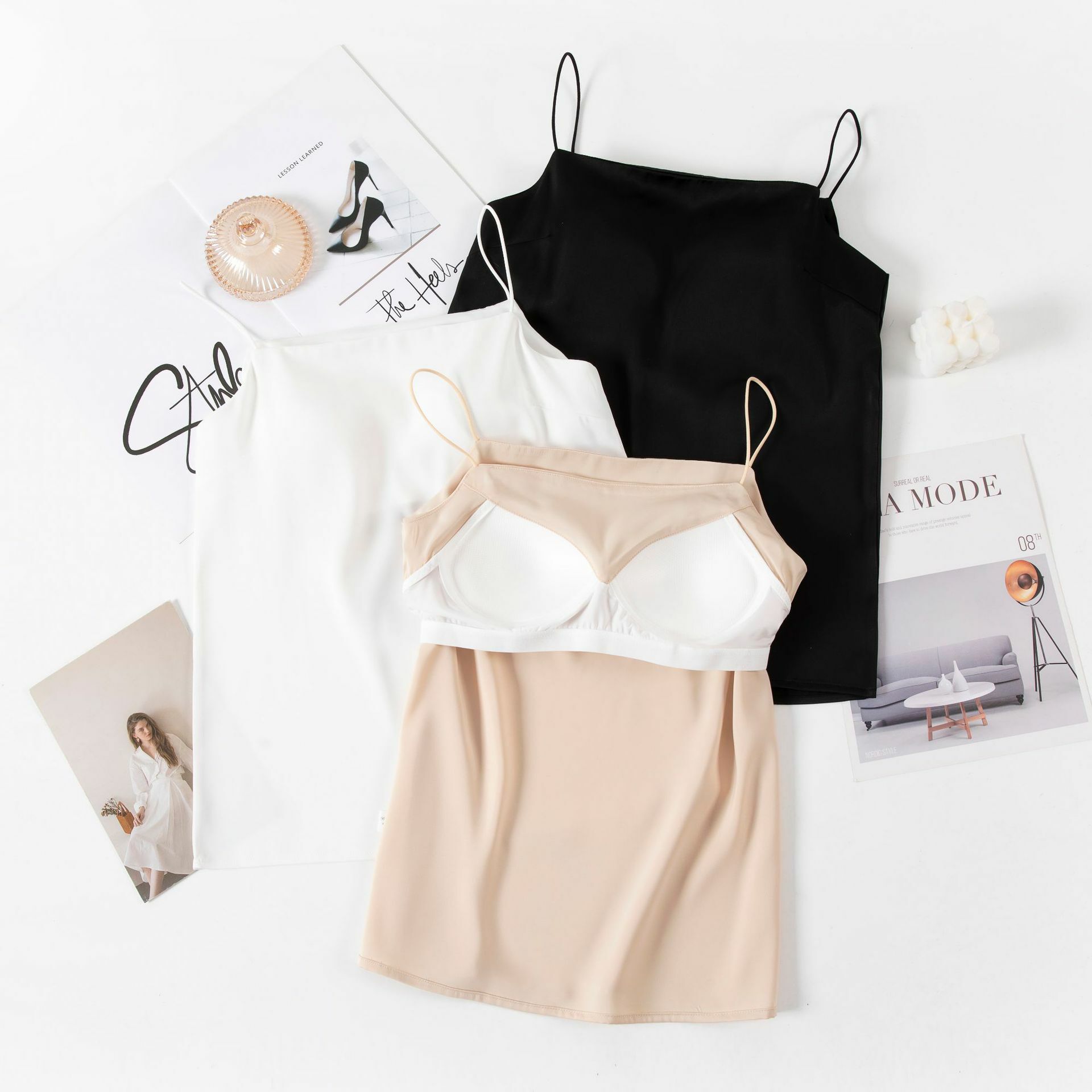 LYS - 新款一字領冰絲吊帶背心女帶胸墊百搭上衣