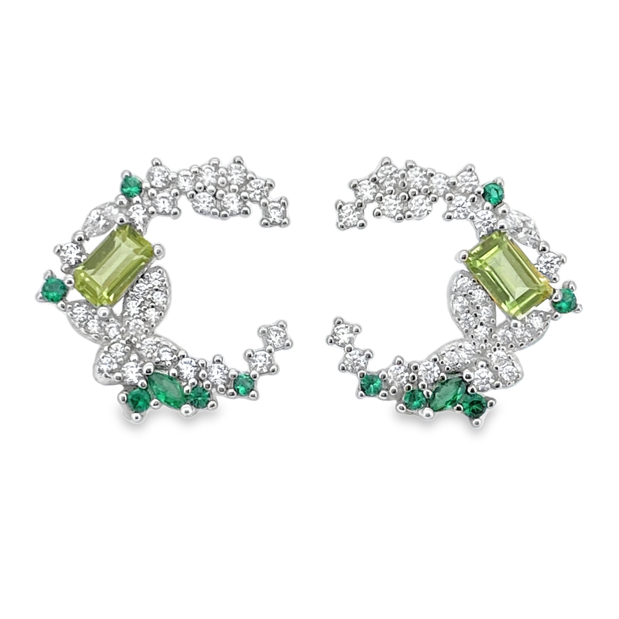 T384橄欖石花圈耳環