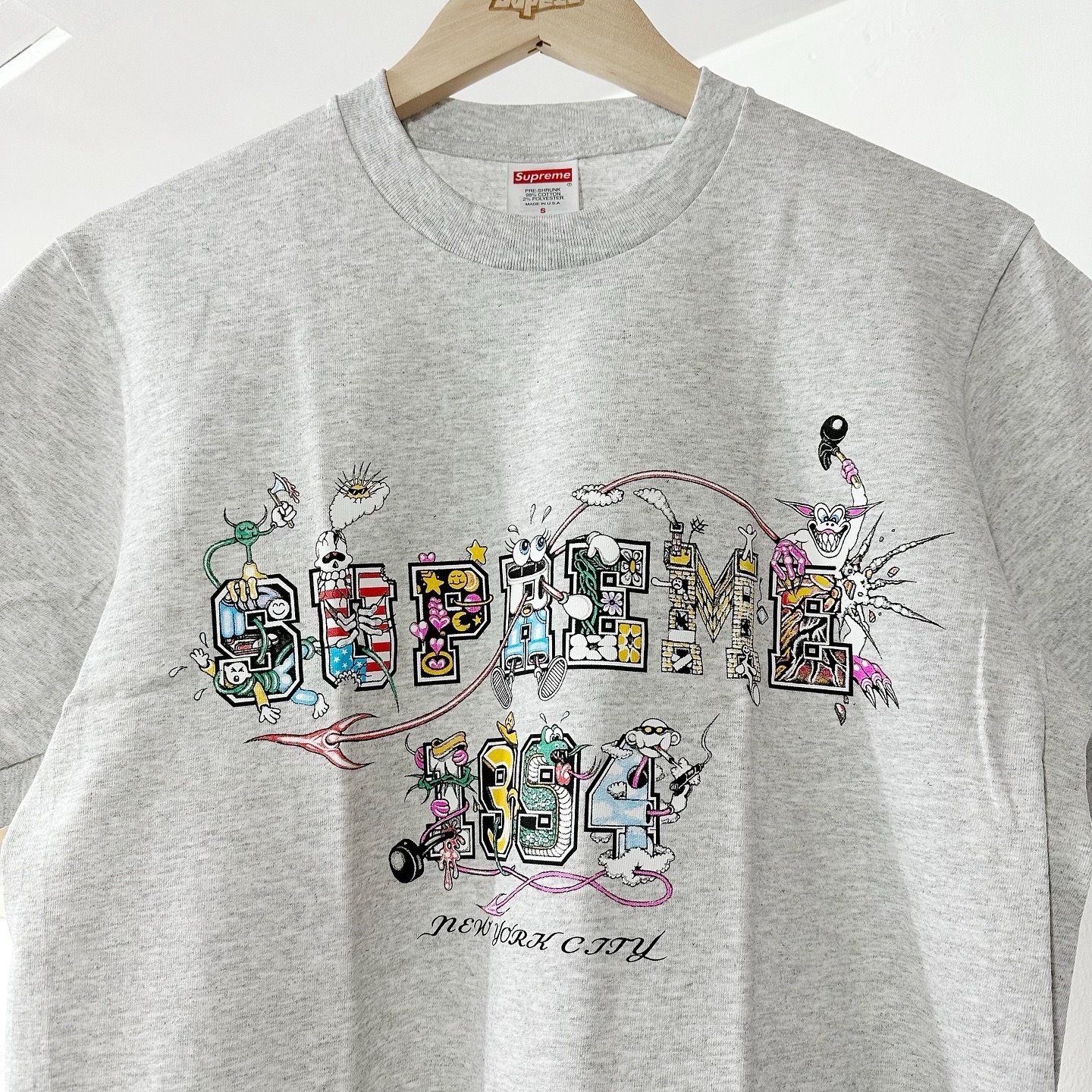 SUPREME SS24 VARSITY TEE GREY