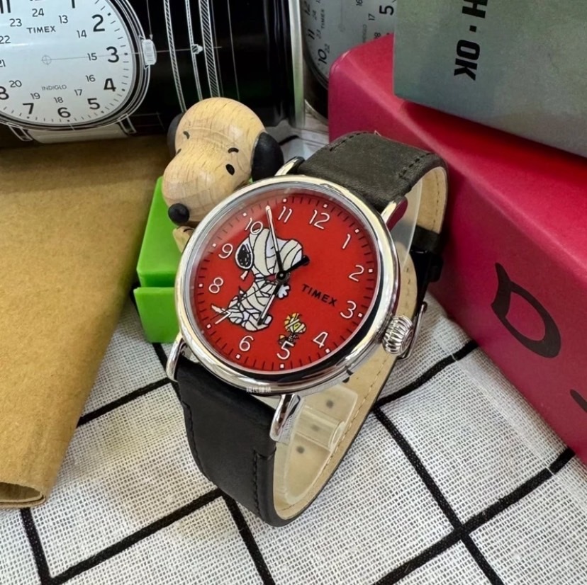 【TIMEX 天美時】TIMEX x SNOOPY 限量聯名系列 可愛繃帶款手錶(紅x黑)TXTW2U8600 40mm 現代鐘錶