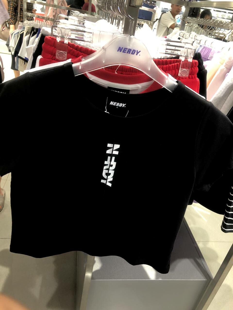 [S] NERDY W'S VERTICAL BLENK LOGO S/S T-SHIRT,BLACK, PNEU24ST230104 (SN446)