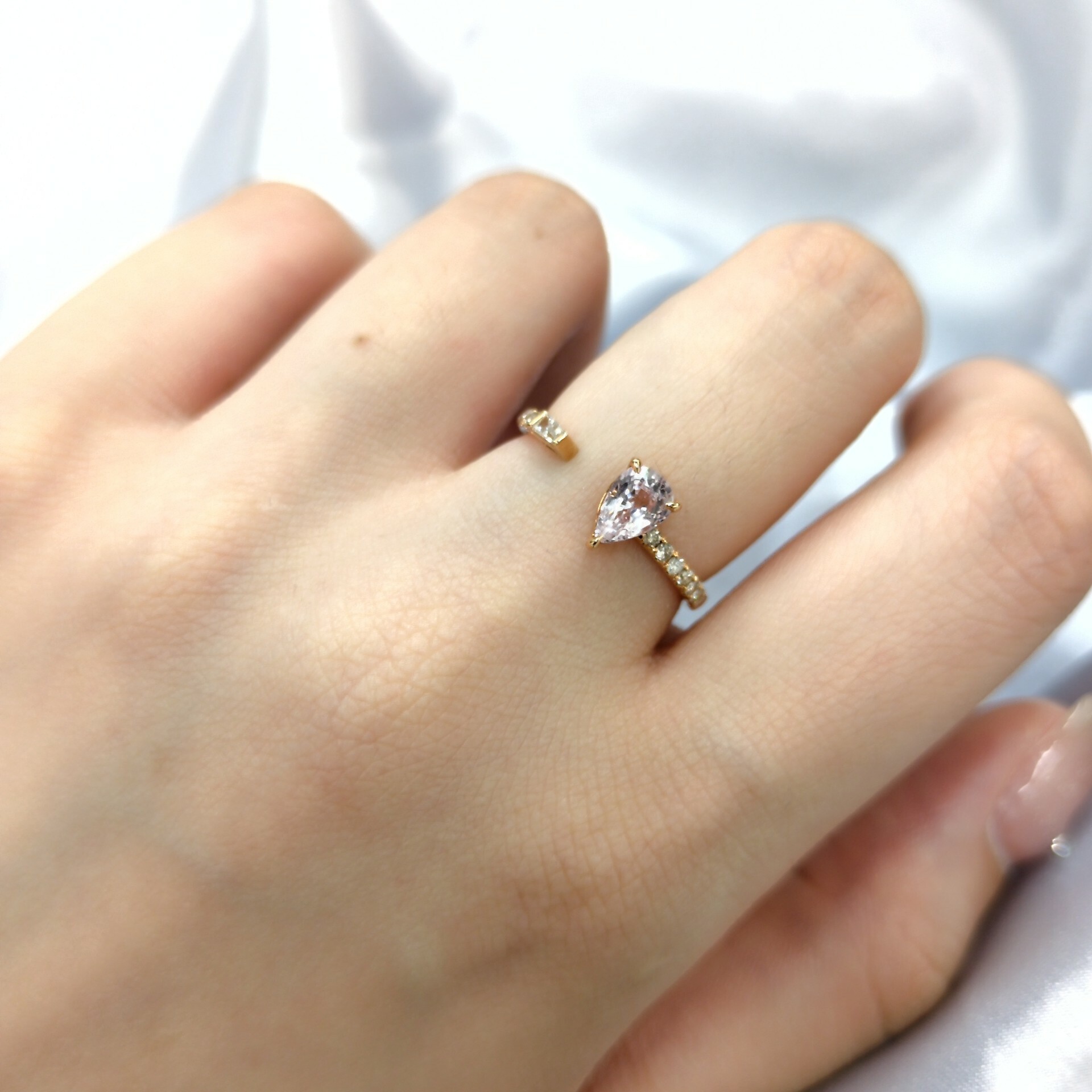 全新18K玫瑰金【單粒54份粉紅藍寶】配18份鑽石戒指