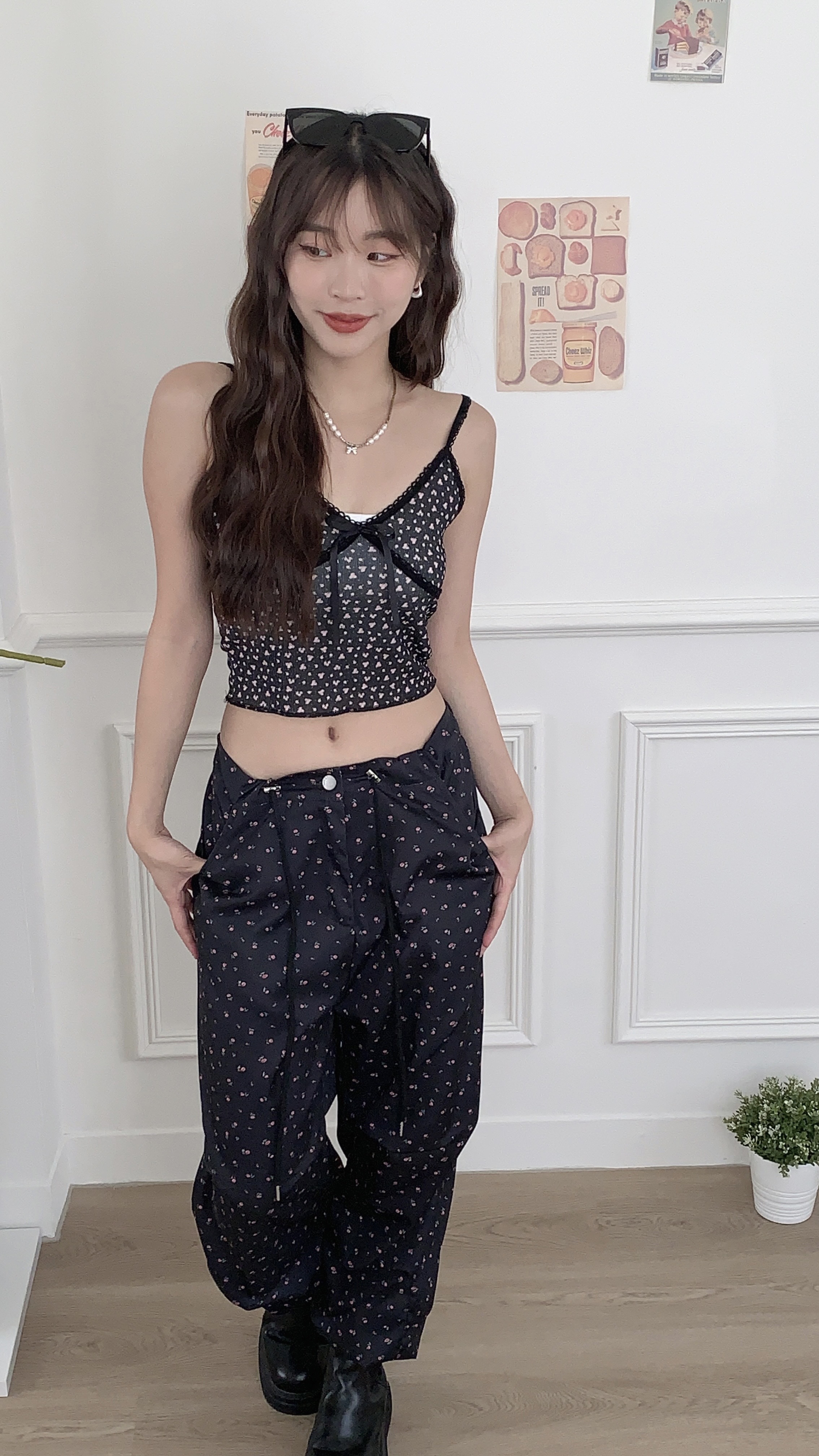 現貨-梵谷野玫瑰抽繩微抓皺工裝褲