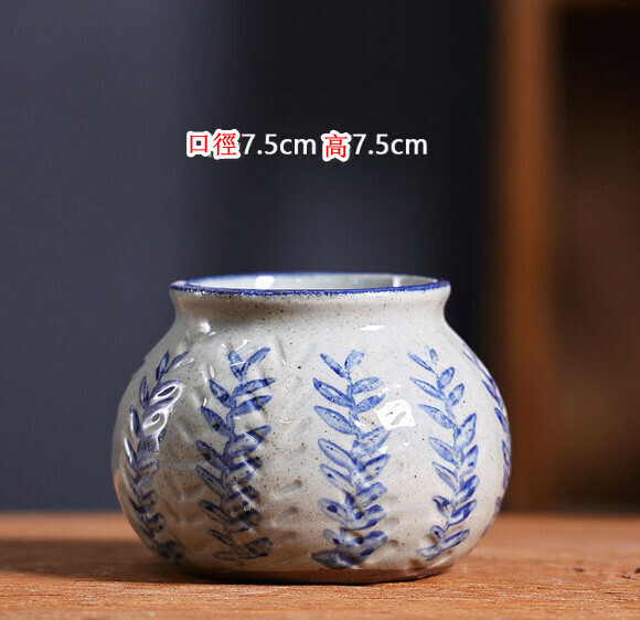 Popular hand-painted blue and white stoneware flowerpot [Blue and White 01]