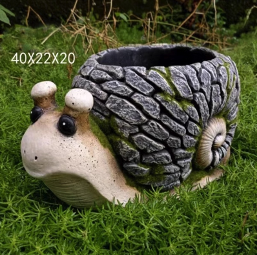 Popular animal cement succulent potted plant (brown-snail)