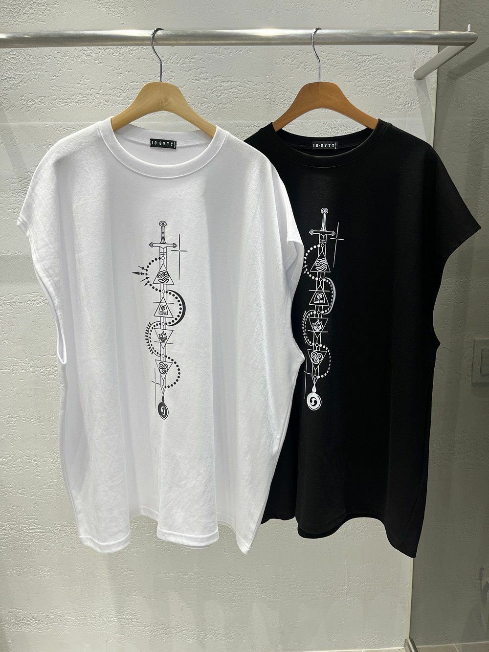 OverSize圖案背心 10.GVTY-0138V