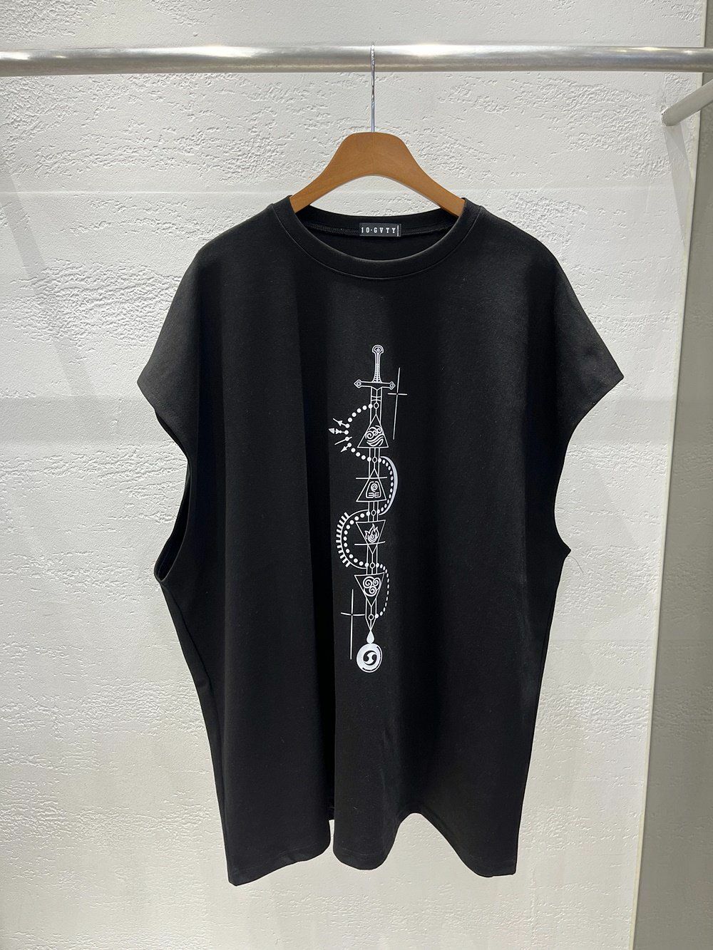 OverSize圖案背心 10.GVTY-0138V