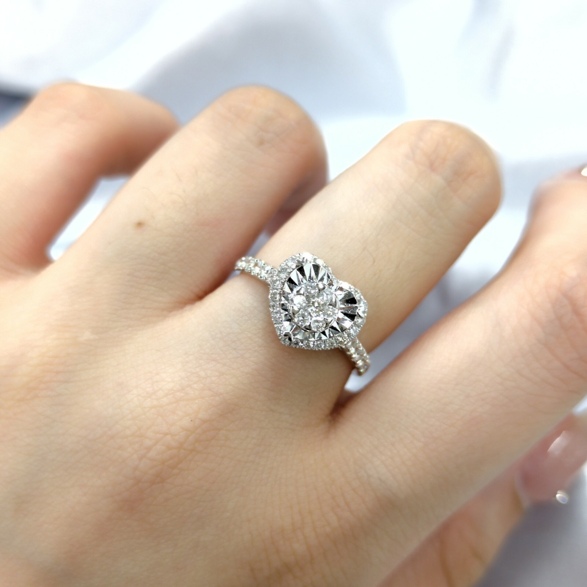 全新18K白金43份鑽石戒指