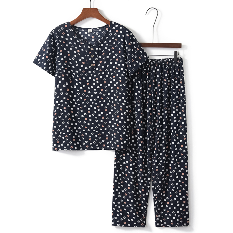 Seniors short-sleeved suit (XL-4XL black dots) [Please contact customer service to confirm the shipping size after placing an order]