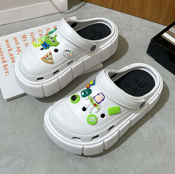 Popular thick-soled beach shoes [36-41 sizes] [5016 white [Buzz Lightyear]] (contact customer service after placing the order to confirm the delivery size)