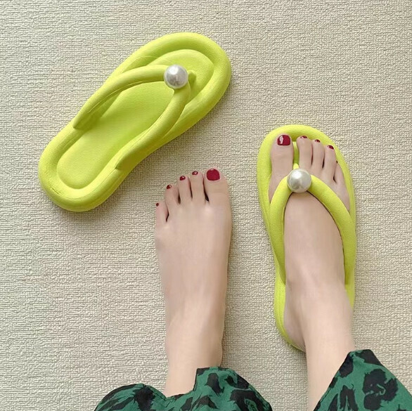 Popular candy-colored flip-flops [36-41 sizes] [grass green] (contact customer service after placing the order to confirm the delivery size)