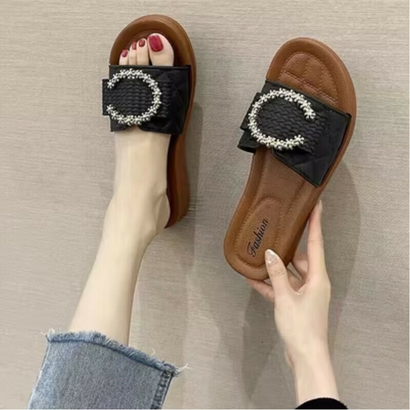 Hot recommended outdoor slippers [C buckle one black size 36-41] [Contact customer service after placing the order to confirm the delivery size]