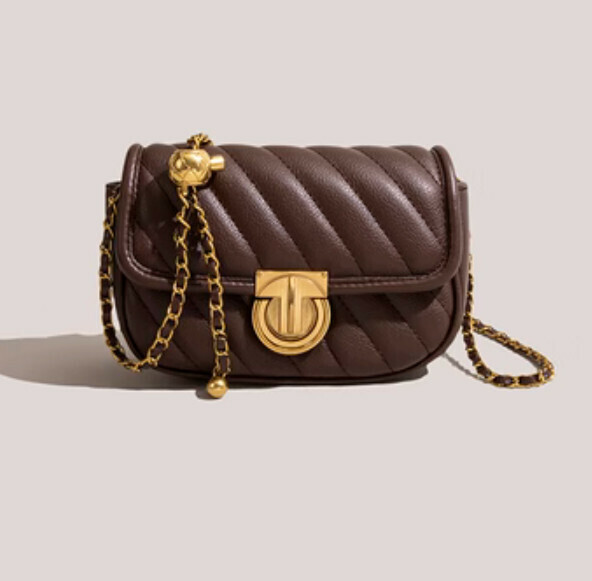 Hotly recommended rhombus chain crossbody bag (coffee color)