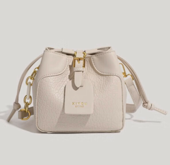 Hot Recommended Large Capacity Commuting Shoulder Crossbody Bag (khaki)