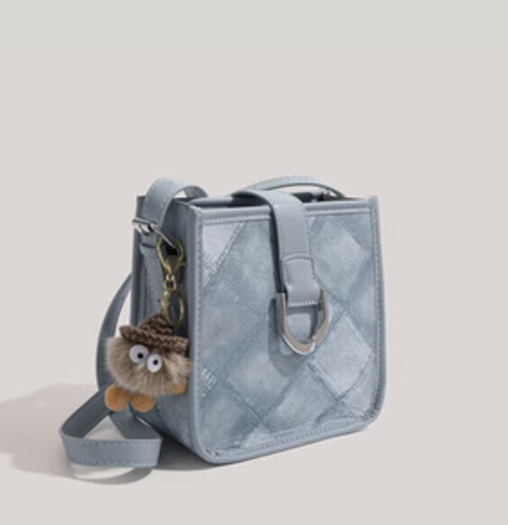 Hot Recommended Large Capacity Commuting Shoulder Crossbody Bag (Blue)