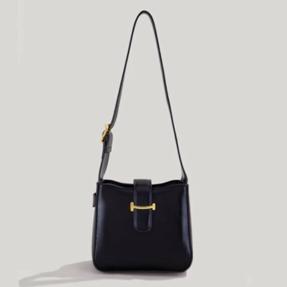 Hot Recommended Fashionable Simple Crossbody Small Square Bag (Black)