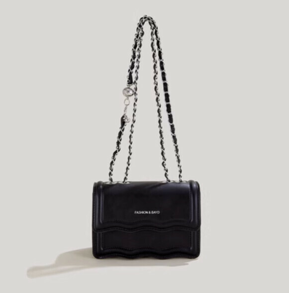 Hot push chain crossbody small square bag (black)