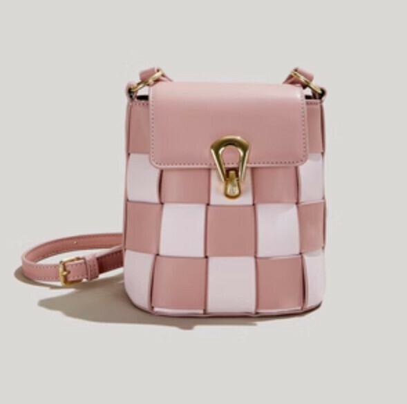 Hot Recommended Retro Braided Bucket Crossbody Bag (Pink)