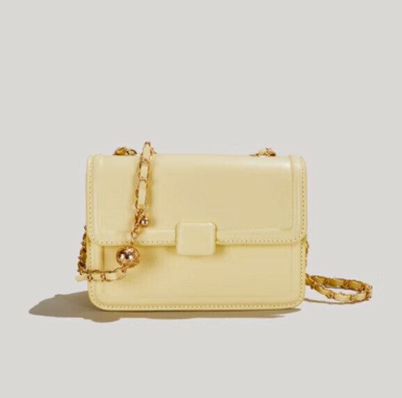 Popular chain shoulder crossbody small square bag (yellow)