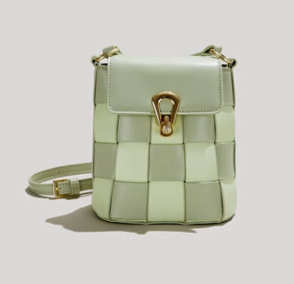 Hot Recommended Retro Braided Bucket Crossbody Bag (Green)