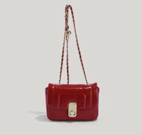 Hotly recommended chain fashion crossbody small square bag (red)
