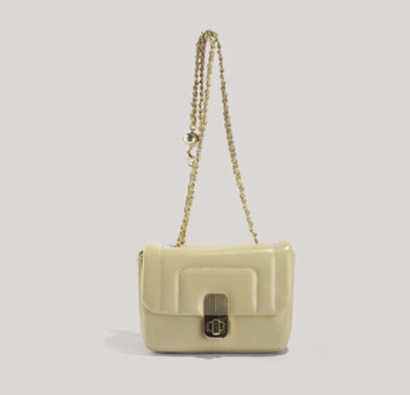 Hotly recommended chain fashion crossbody small square bag (yellow)
