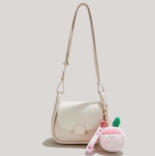 Hotly recommended fashionable and simple commuter bucket bag (off-white)